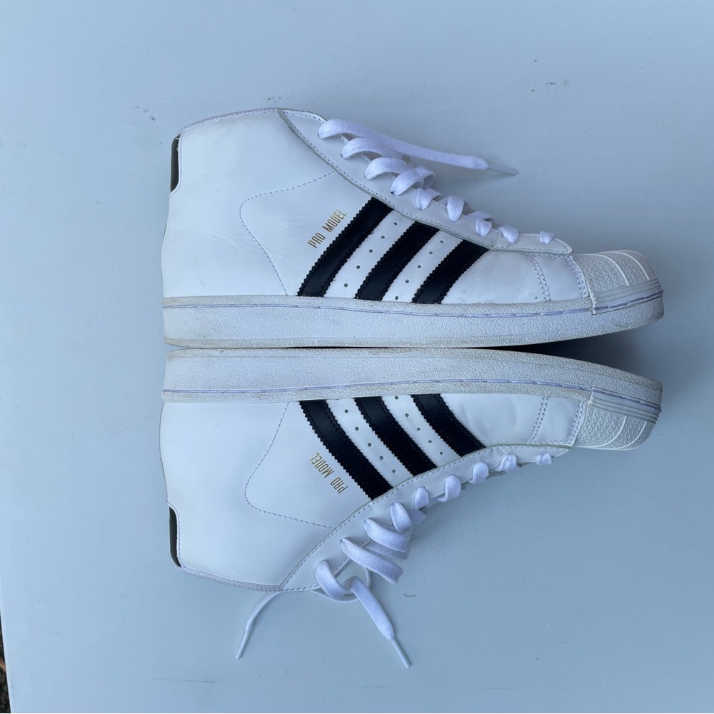 Adidas men’s size 8 1/2 white high tops